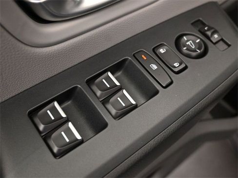 New 2025 Honda Pilot Touring image 22