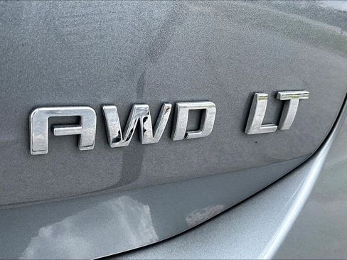 Used 2024 Chevrolet Equinox LT image 8