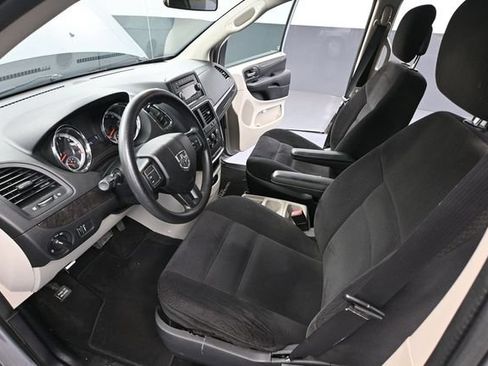 Used 2014 Dodge Grand Caravan SE w/ Quick Order Package 29E SE FWD image 21