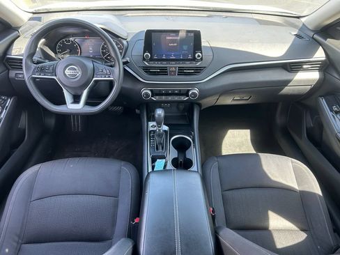 Used 2021 Nissan Altima 2.5 SV FWD image 29