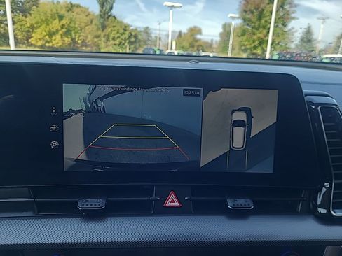 Used 2024 Kia Sportage SX image 22