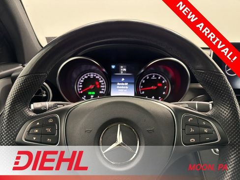 Used 2019 Mercedes-Benz GLC 300 GLC 300 image 24