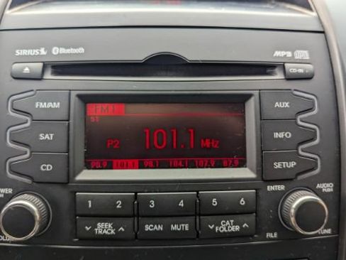 Used 2013 Kia Sorento LX image 37