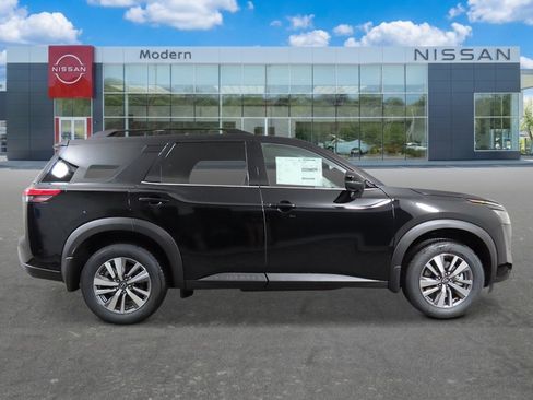 New 2026 Nissan Pathfinder SL AWD/4WD image 6