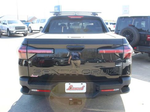 Used 2022 Hyundai Santa Cruz SEL w/ Activity Package image 4