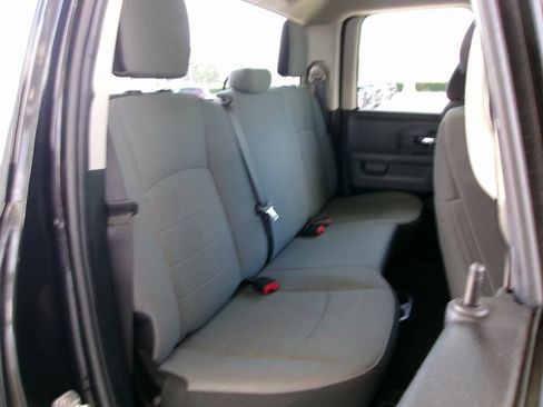 Used 2024 RAM 1500 Classic SLT image 17