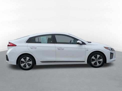 Used 2019 Hyundai Ioniq Limited FWD image 2