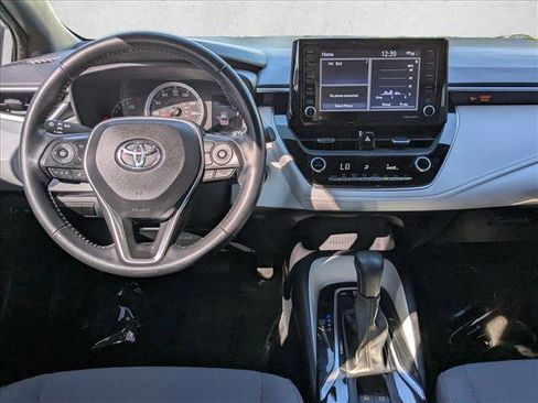 Used 2022 Toyota Corolla SE image 18