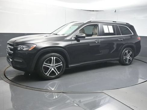 Used 2021 Mercedes-Benz GLS 450 4MATIC image 4