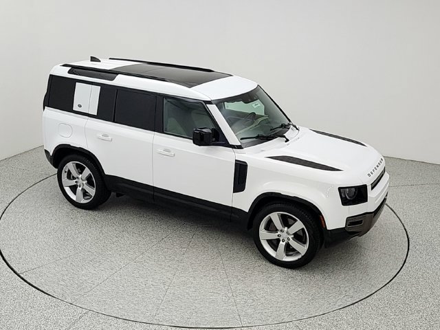 Used 2022 Land Rover Defender 110 X-Dynamic HSE AWD/4WD image 15
