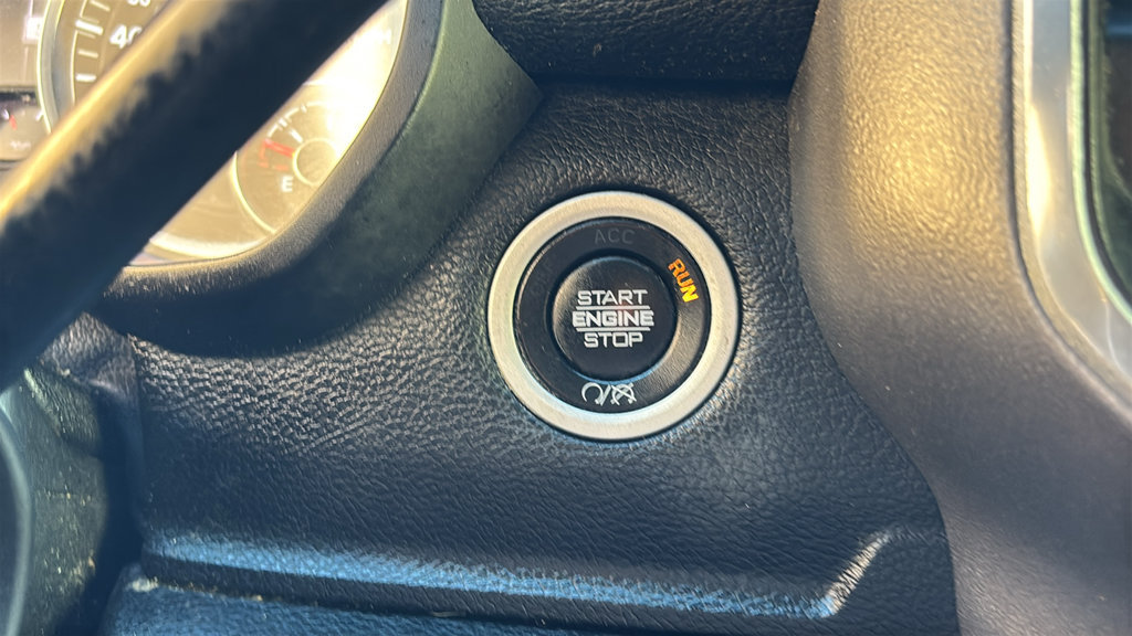 Used 2020 RAM 2500 Laramie w/ Night Edition AWD/4WD image 14