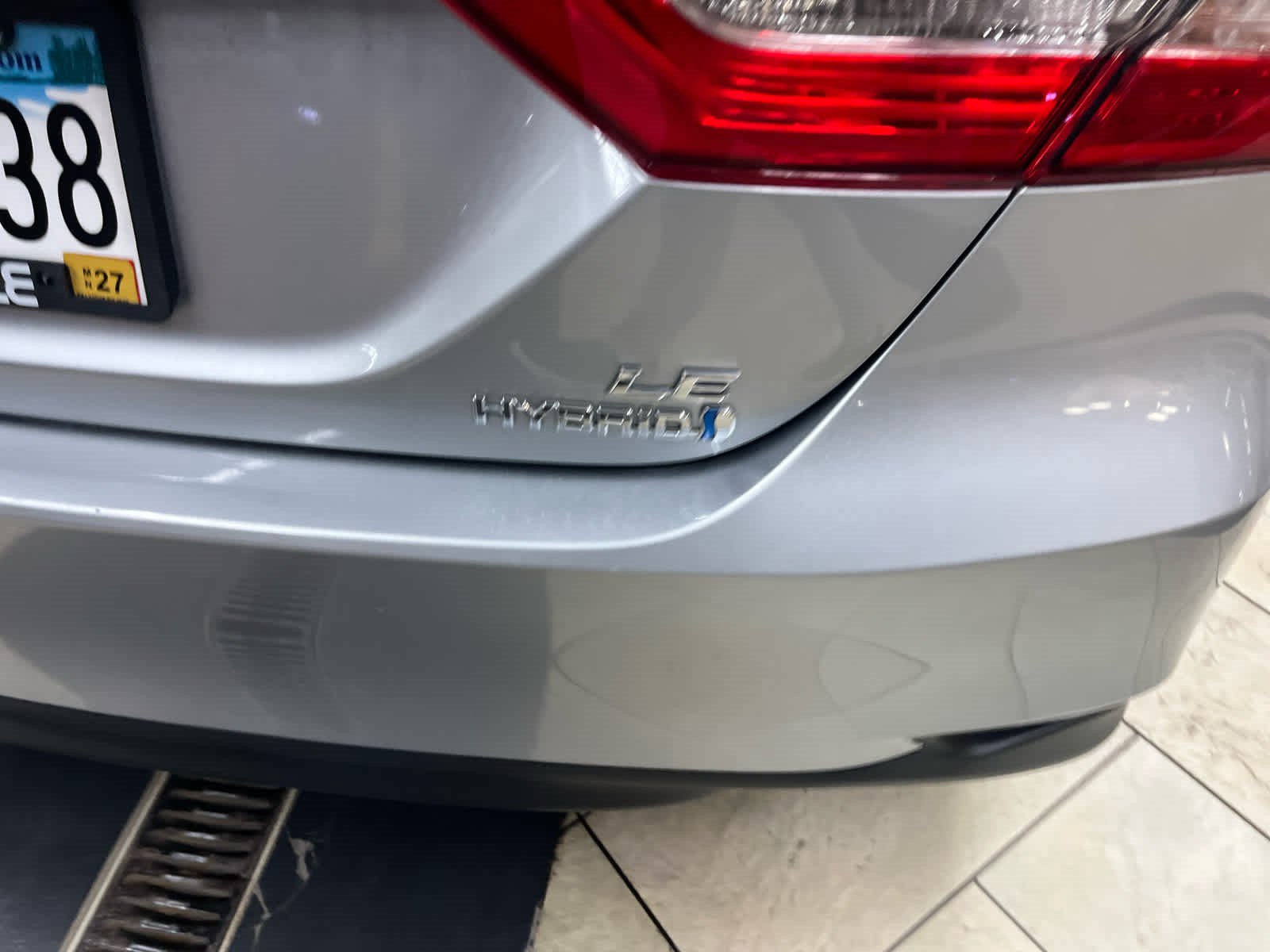 Certified 2018 Toyota Camry LE FWD image 7