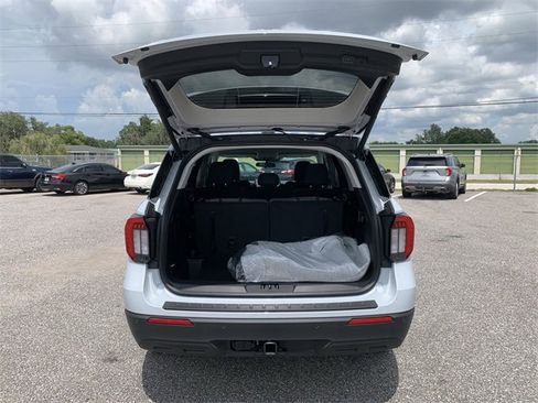 New 2025 Ford Explorer Active image 12