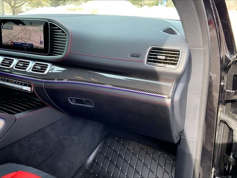 Certified 2025 Mercedes-Benz GLE 53 AMG 4MATIC image 19