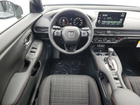 New 2026 Honda HR-V Sport image 7