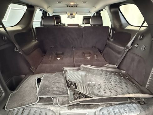 Used 2015 Dodge Durango Limited w/ Mopar Chrome Appearance Group image 34