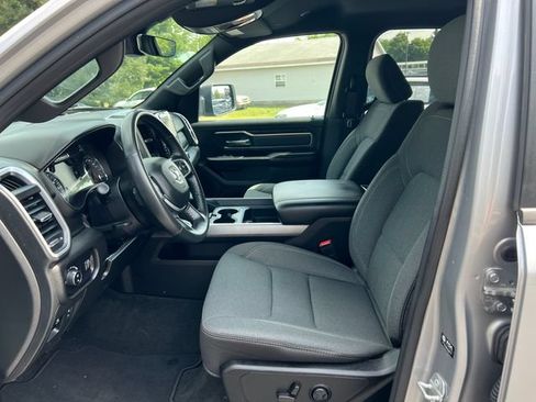 Used 2023 RAM 1500 Big Horn AWD/4WD image 4