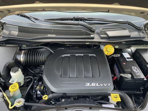 Used 2015 Dodge Grand Caravan SE w/ Quick Order Package 29E SE image 31