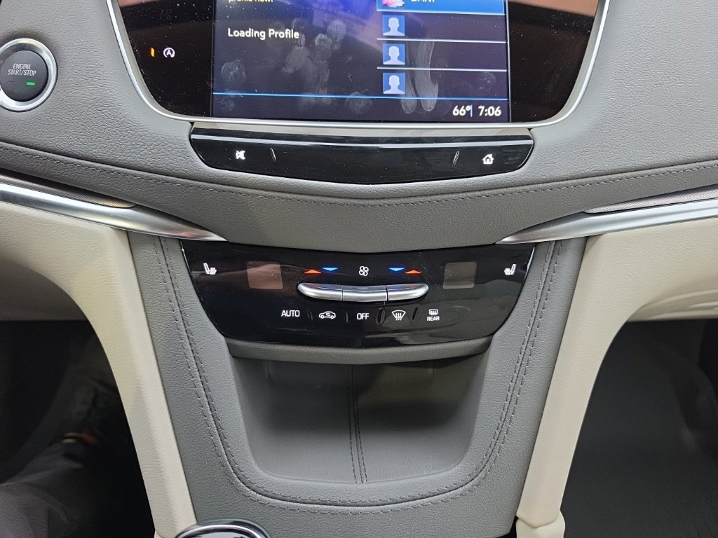 Certified 2024 Cadillac XT5 Premium Luxury w/ LPO, Floor Liner Package AWD/4WD image 11