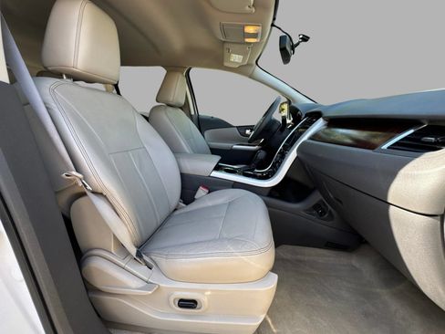 Used 2011 Ford Edge Limited w/ Driver Entry Pkg FWD image 90