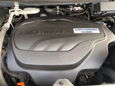 Used 2020 Honda Pilot EX image 32
