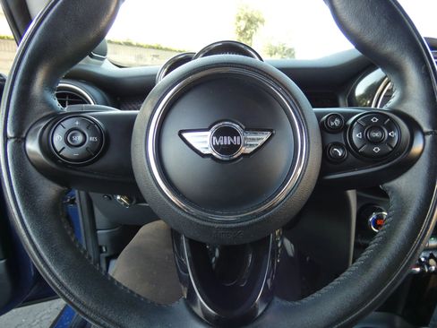Used 2015 MINI Cooper S image 59