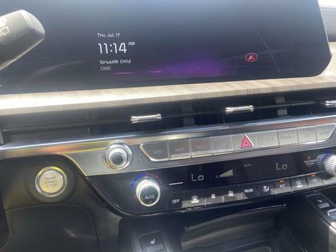 New 2024 Kia Telluride SX w/ Towing Package image 14