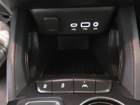 Certified 2023 Chevrolet TrailBlazer LS FWD image 21
