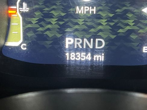 Used 2019 Jeep Wrangler Sport image 16