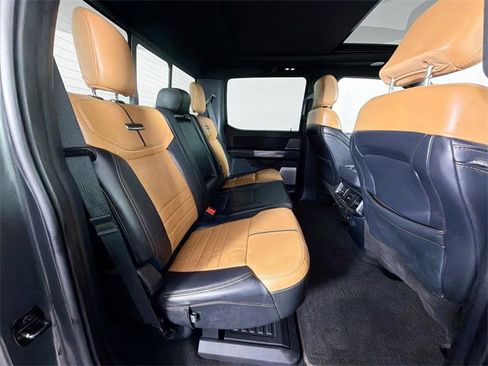 Used 2024 Ford F250 Platinum w/ FX4 Off-Road Package image 28