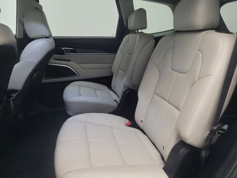 Used 2022 Kia Telluride EX w/ EX Premium Package AWD/4WD image 18