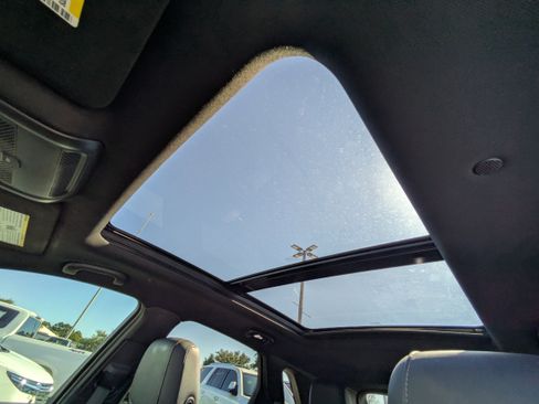 Used 2020 Cadillac XT5 Premium Luxury image 14