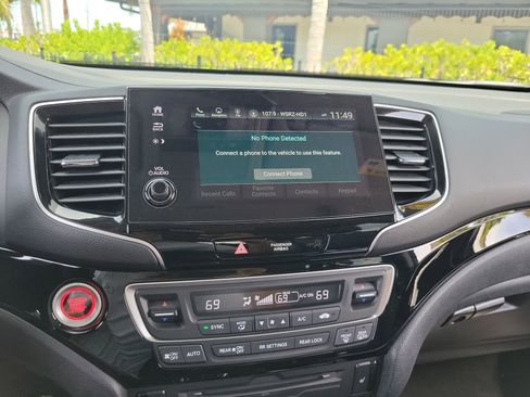 Used 2022 Honda Pilot Touring image 24