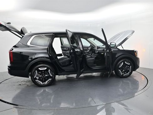New 2025 Kia Telluride S image 57
