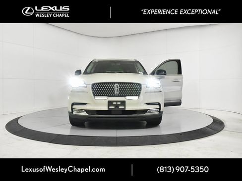 Used 2020 Lincoln Aviator Reserve w/ Equipment Group 202A image 42