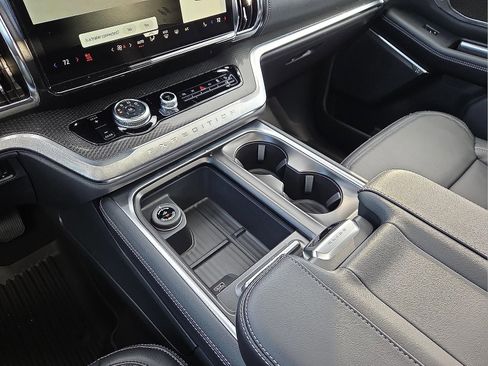 New 2026 Ford Expedition Max Platinum w/ Stealth Appearance Package image 25