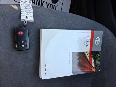 Used 2011 Toyota Prius Three w/ Navigation Pkg image 17