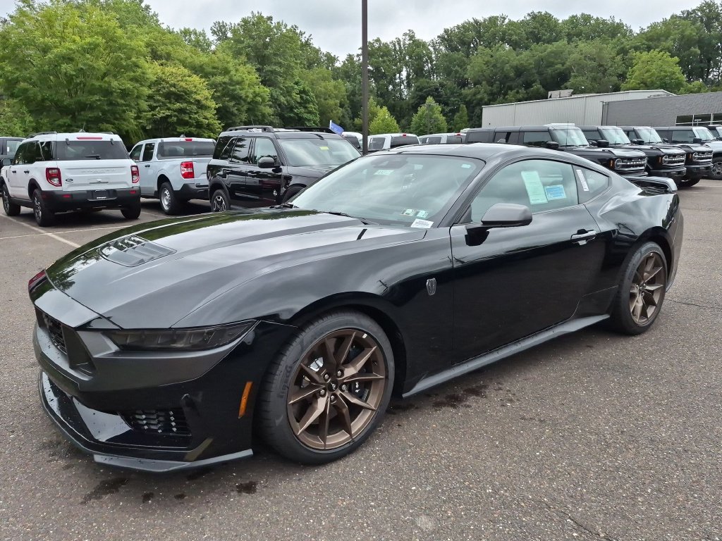 New 2026 Ford Mustang Dark Horse RWD image 2