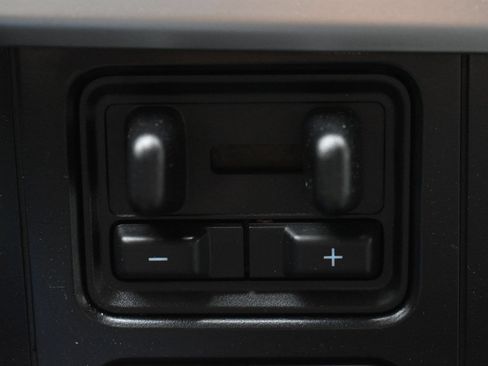 Used 2024 Ford F350 XLT AWD/4WD image 28