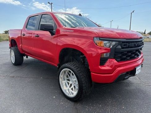 Used 2025 Chevrolet Silverado 1500 Custom RWD image 7