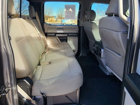 Used 2019 Ford F250 XLT w/ XLT Premium Package image 18