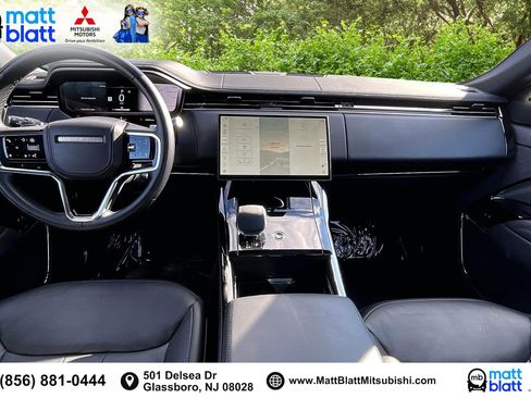 Used 2025 Land Rover Range Rover Sport SE image 17