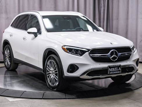 Certified 2026 Mercedes-Benz GLC 300 image 5