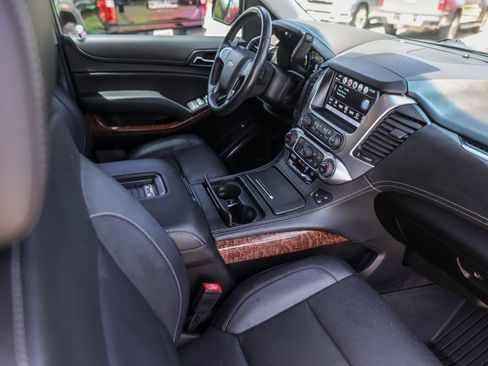 Used 2019 Chevrolet Tahoe Premier RWD image 33