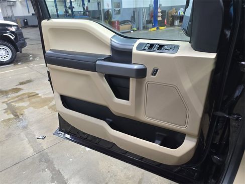 Used 2018 Ford F150 XLT w/ Equipment Group 301A Mid image 22