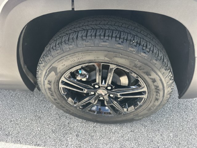 Used 2023 GMC Terrain AT4 w/ Tech Package AWD/4WD image 8