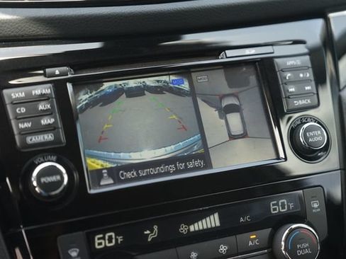 Used 2018 Nissan Rogue Sport SL w/ SL Premium Package FWD image 27