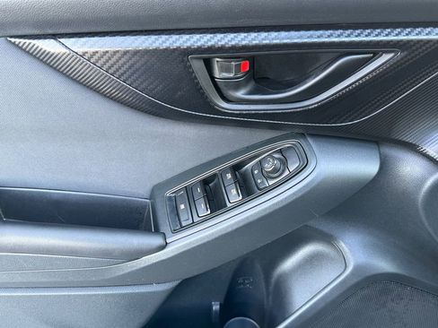 Used 2018 Subaru Crosstrek 2.0i Premium image 9