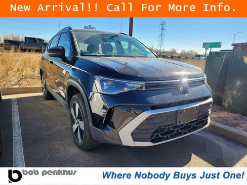 Used 2025 Volkswagen Taos S image 1