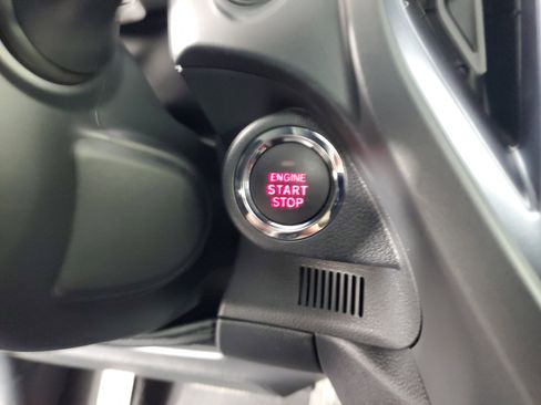 Used 2025 Subaru Forester Limited image 22